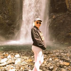 Meet your Posher, Whitney